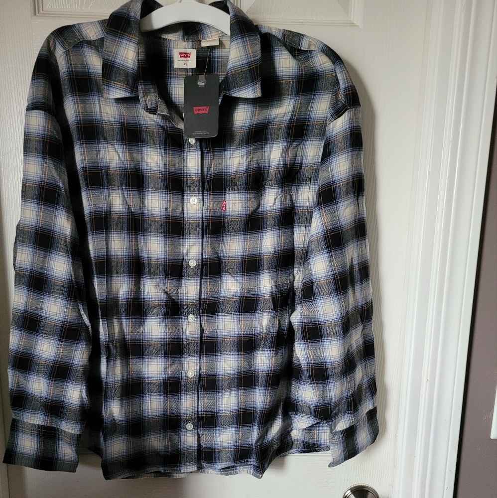 Levis Plaid Shirt